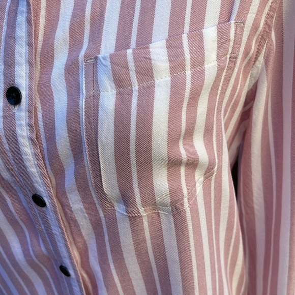 Jachs Girlfriend S long sleeve pink & white button up shirt with front pocket - Picture 2 of 6